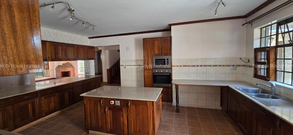 4 Bed Townhouse with En Suite at Peponi Road - 7