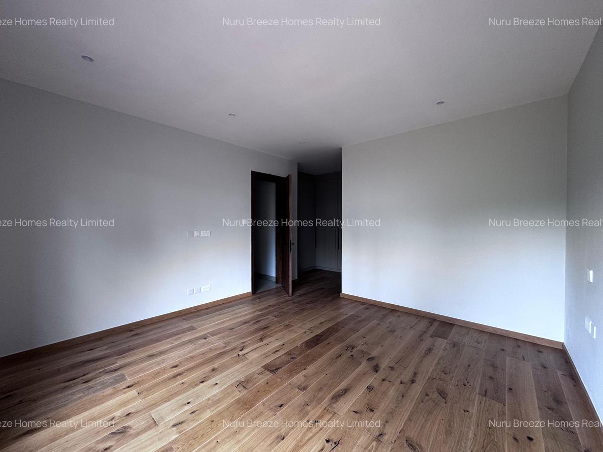 4 Bed Townhouse with En Suite in Loresho - 4