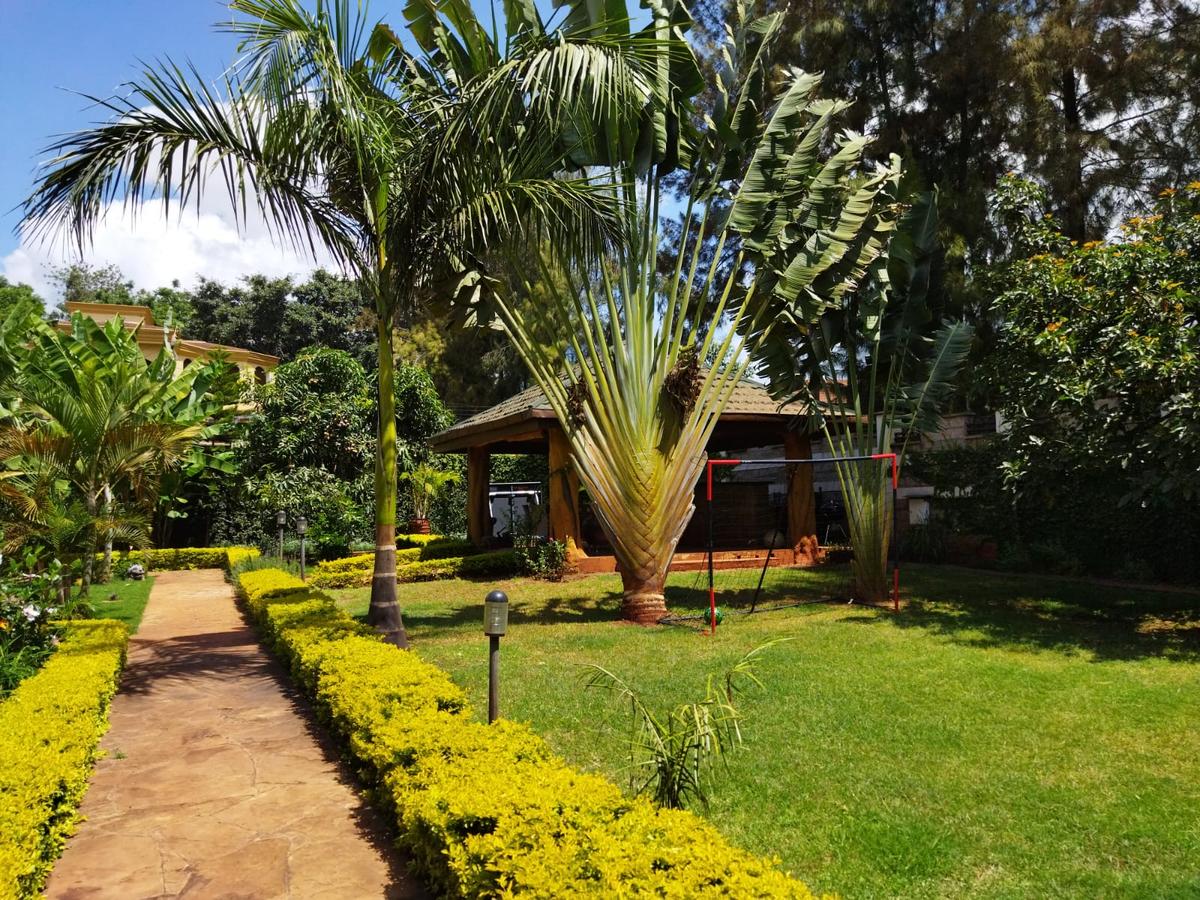 5 Bed House with En Suite at Nyari - 13