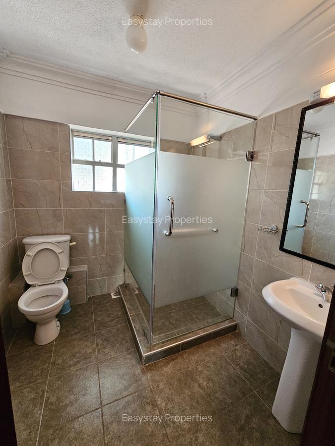 Serviced 2 Bed Apartment with En Suite in Westlands Area - 11