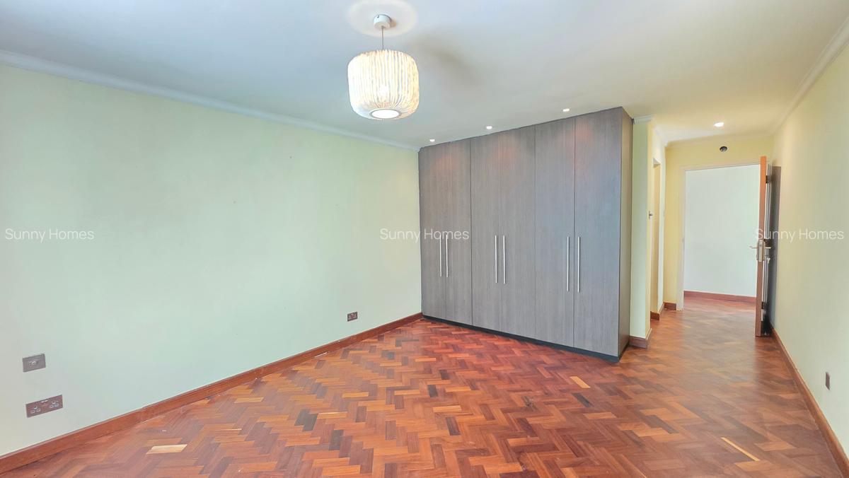 4 Bed House with En Suite at Old Muthaiga - 18