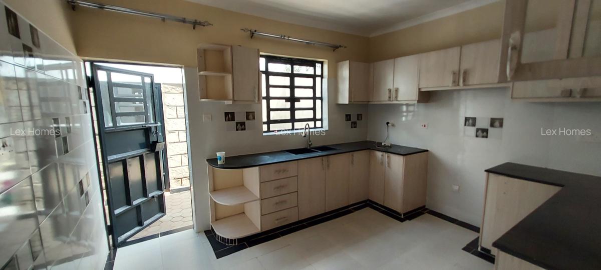 4 Bed House with En Suite in Ongata Rongai - 7