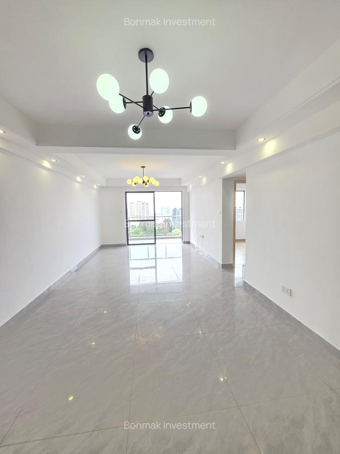 2 Bed Apartment with En Suite at Raphta Road - 16