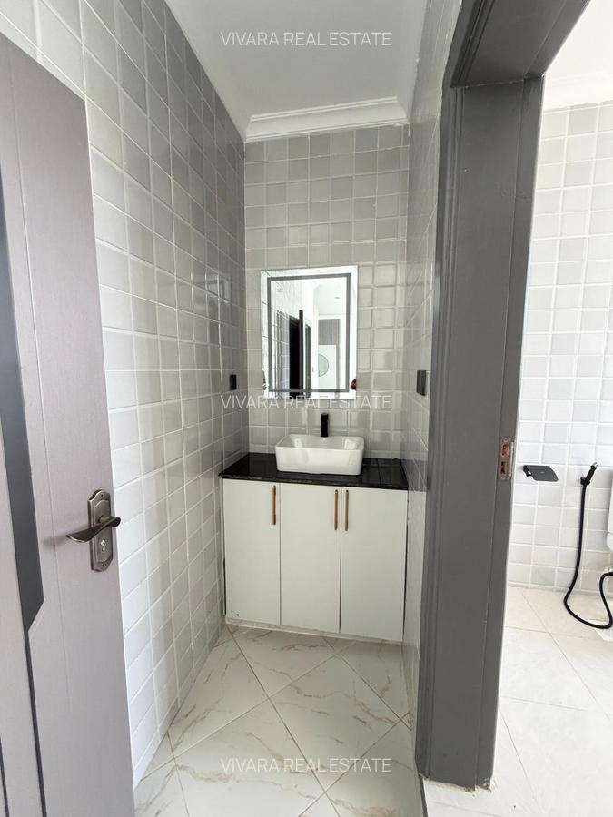 3 Bed Villa with En Suite in Ruiru - 5