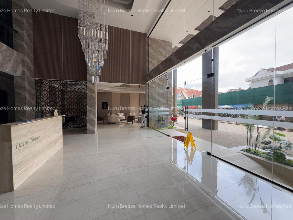 2 Bed Apartment with En Suite in Brookside - 4