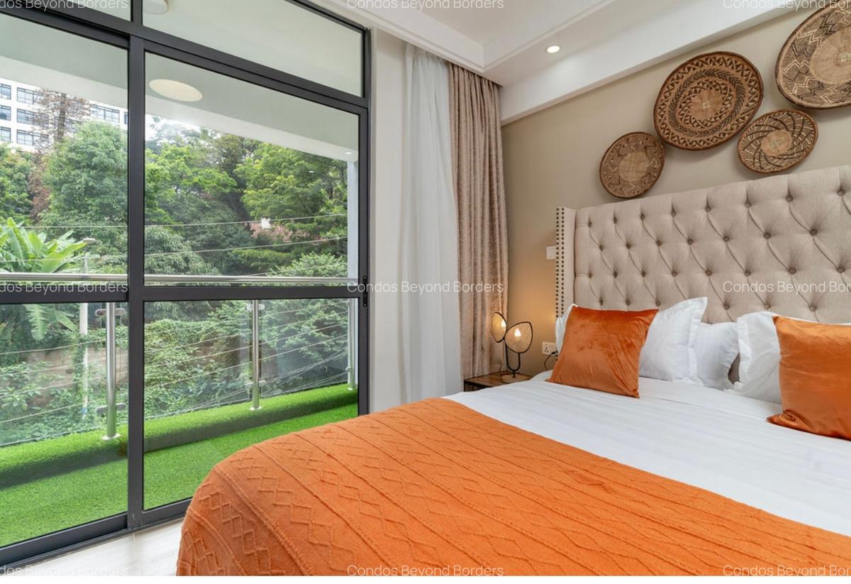 Serviced 2 Bed Apartment with En Suite at Riverside Drive - 13