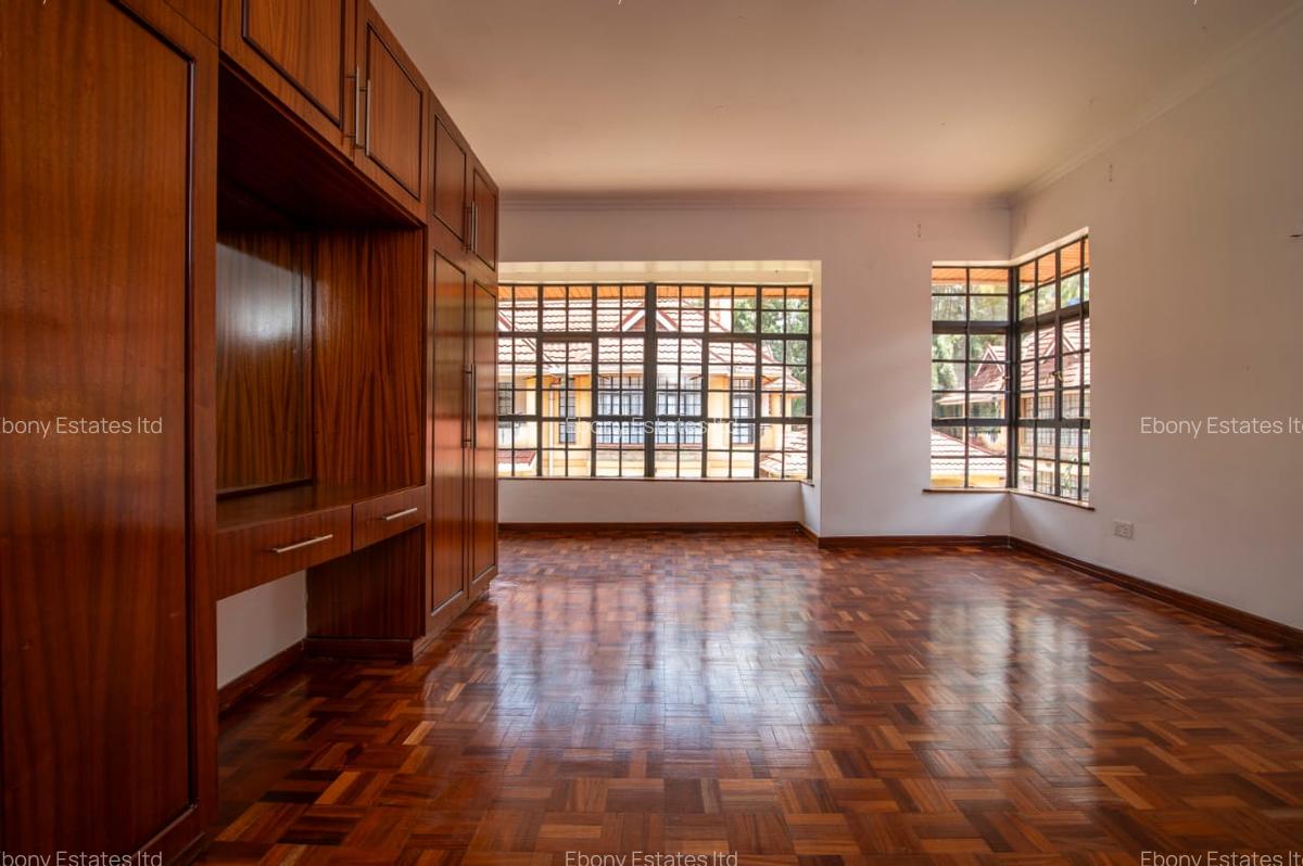 5 Bed Townhouse with Staff Quarters in Lavington - 9