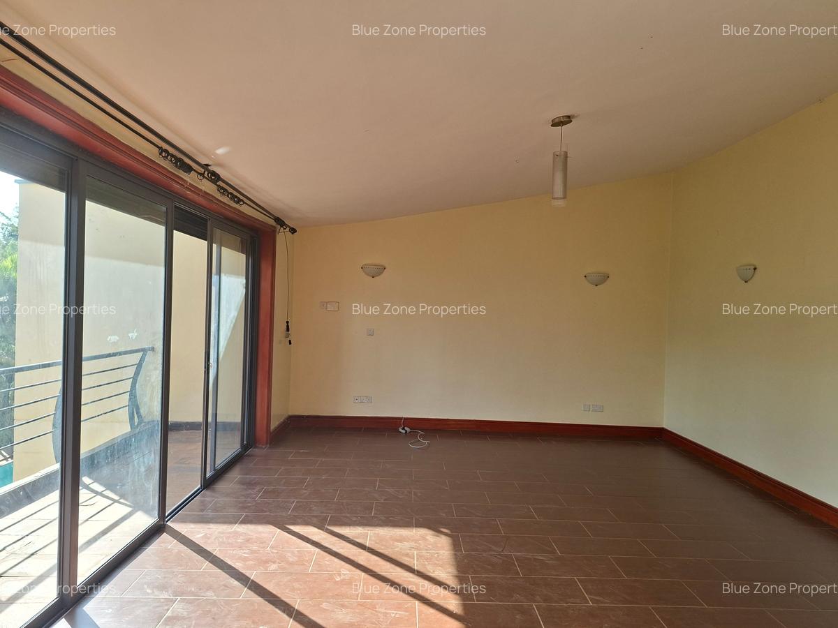 4 Bed House with En Suite at Off Benin Dr - 18