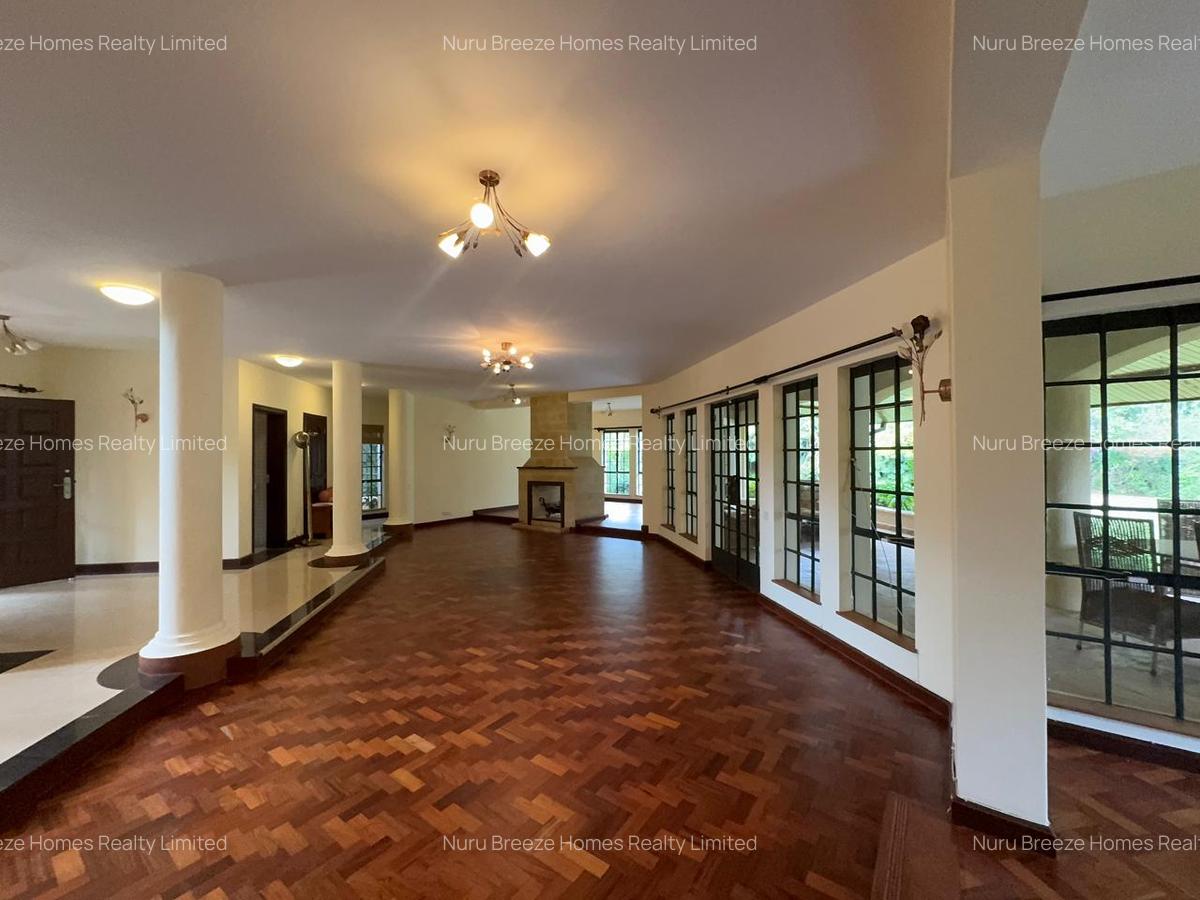 5 Bed Townhouse with En Suite in Runda - 2