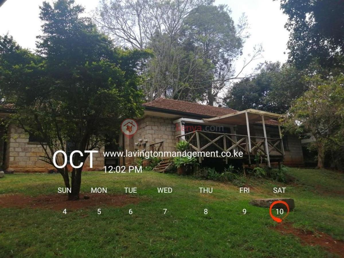 1.1 ac Residential Land at Lavington - 8