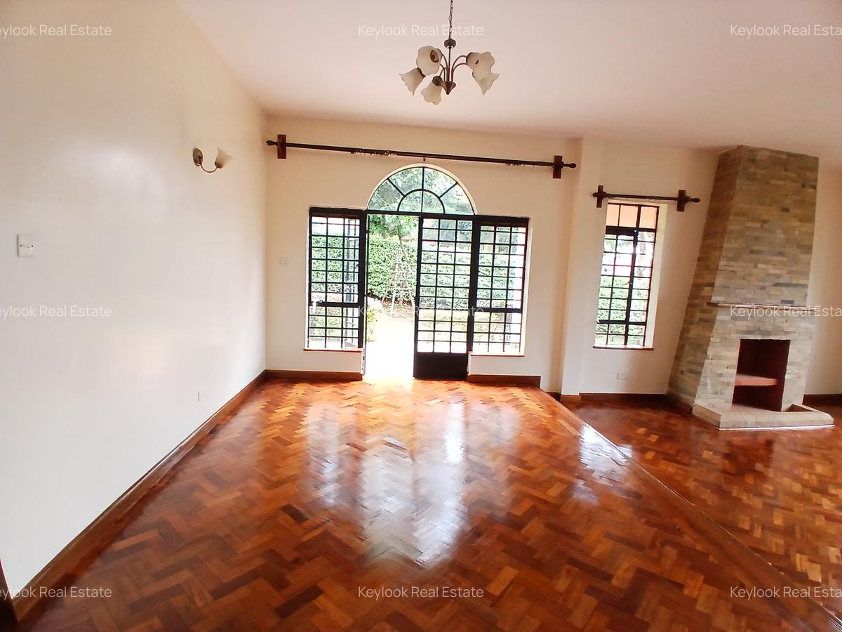 4 Bed Townhouse with En Suite at Off Ngecha Road - 7