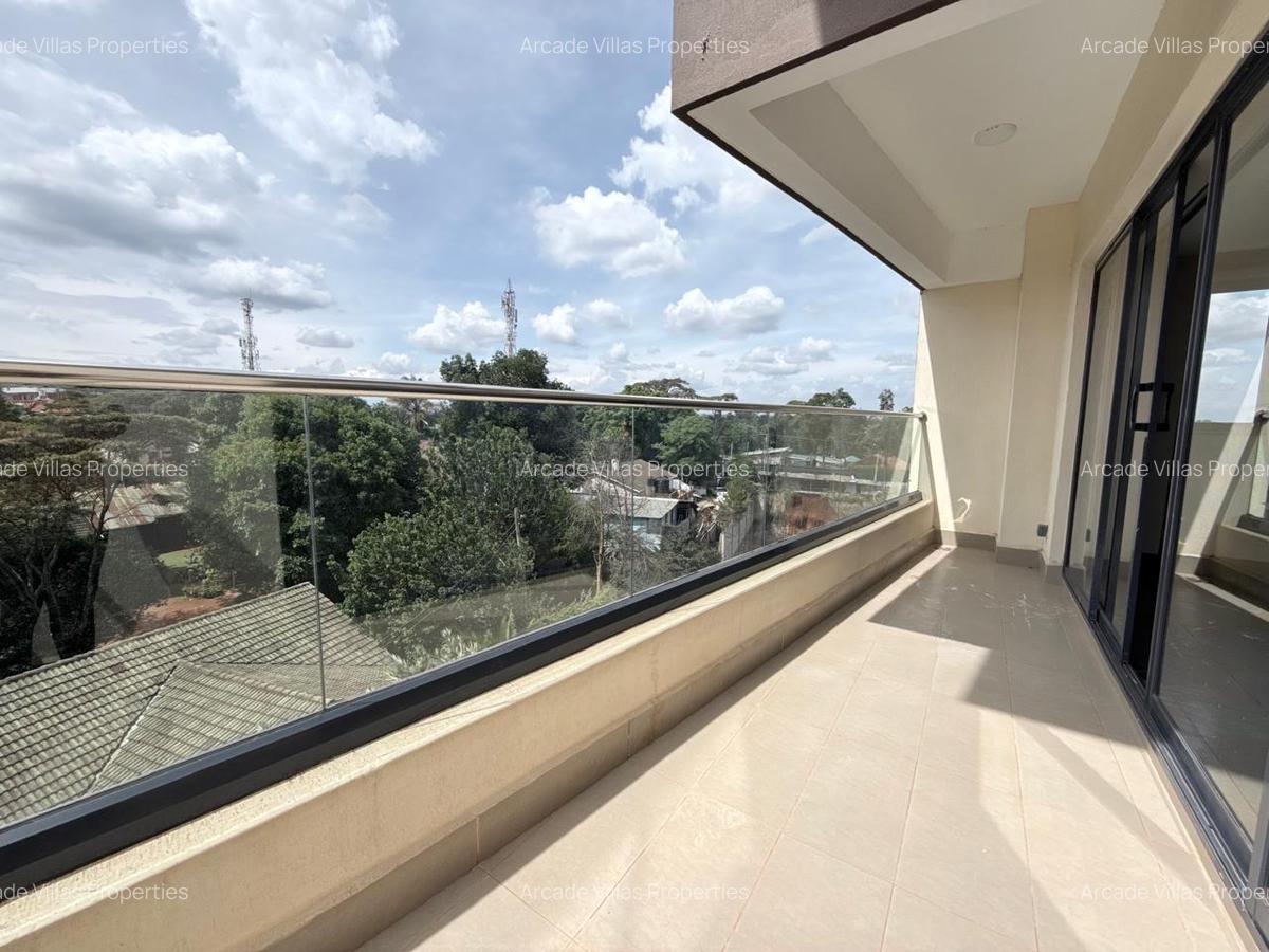4 Bed Apartment with En Suite in Lavington - 1