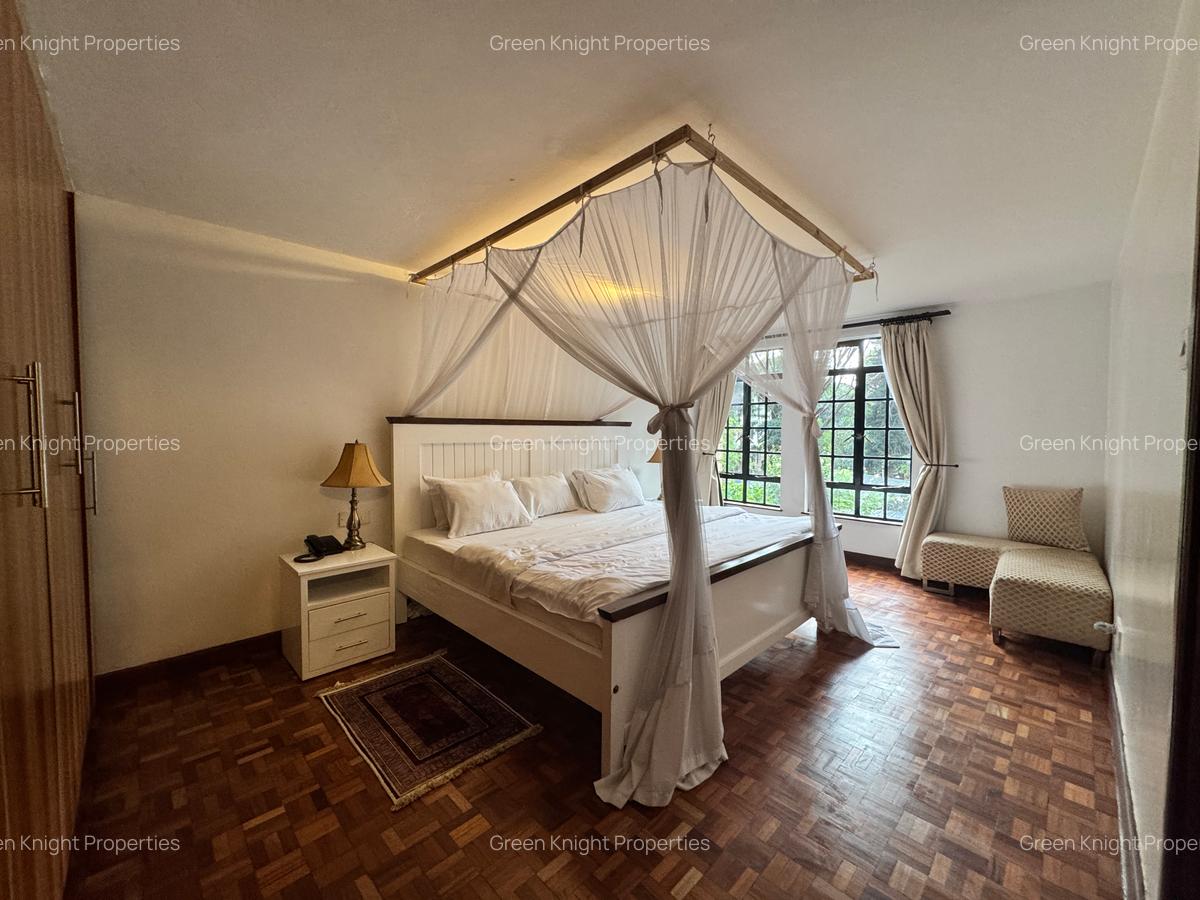 Serviced 2 Bed Apartment with En Suite in Lavington - 10