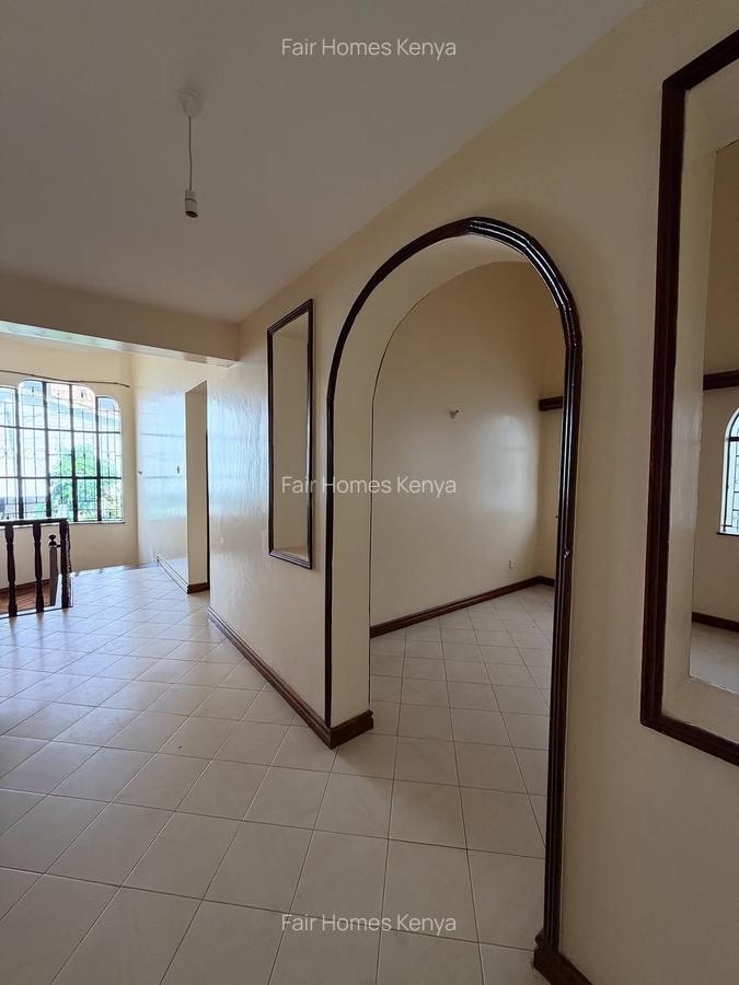 5 Bed Townhouse with En Suite at Riverside Drive - 14