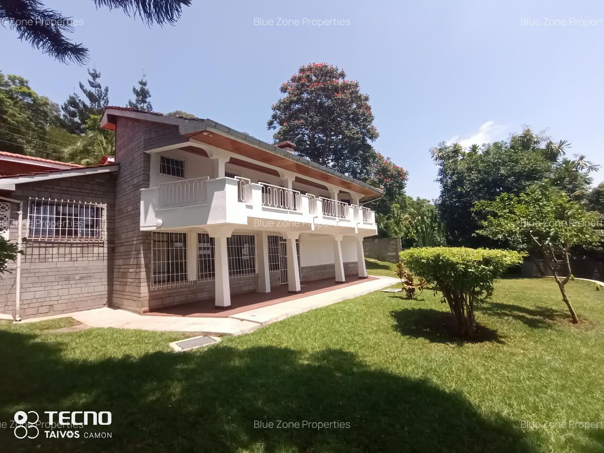 5 Bed House with En Suite at Off Un Avenue - 2
