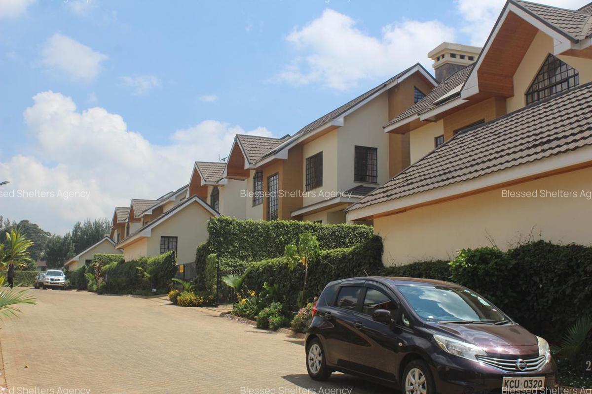 4 Bed Villa with En Suite in Kiambu Road - 15