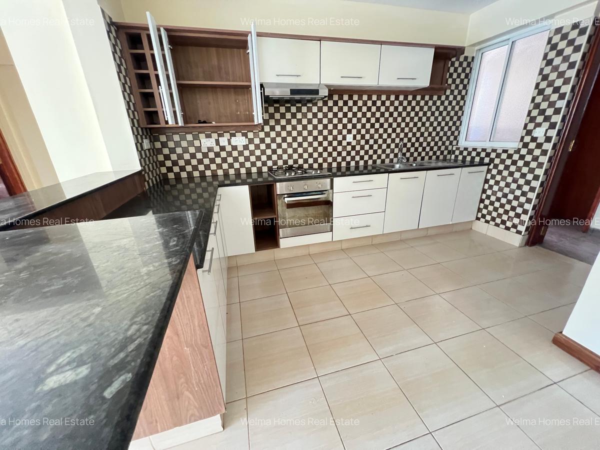 3 Bed Apartment with En Suite in Kileleshwa - 4