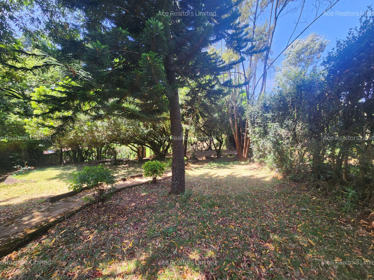 4 Bed House with En Suite at Mushroom Road - 10