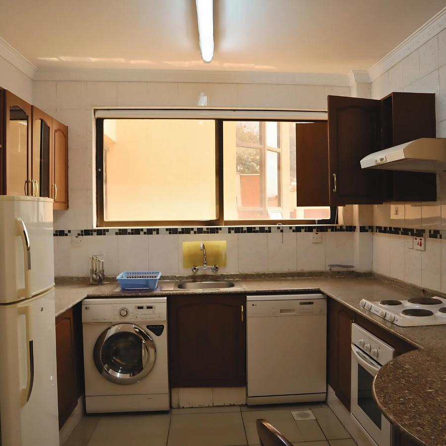 Furnished 1 Bed Apartment with En Suite in State House - 5