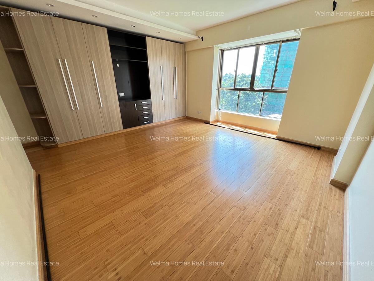 4 Bed Apartment with En Suite in Kileleshwa - 15