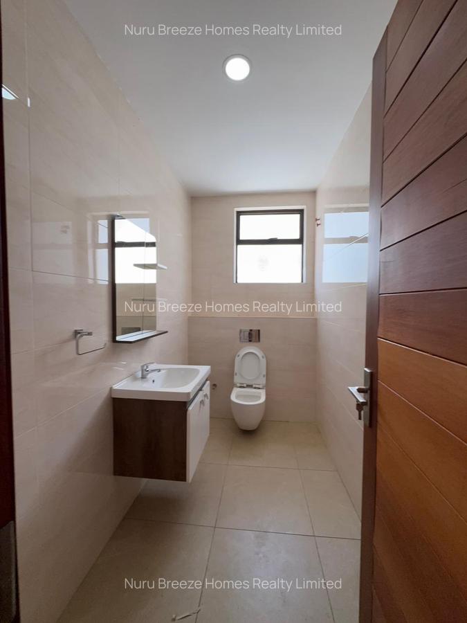 5 Bed Townhouse with En Suite in Kileleshwa - 4