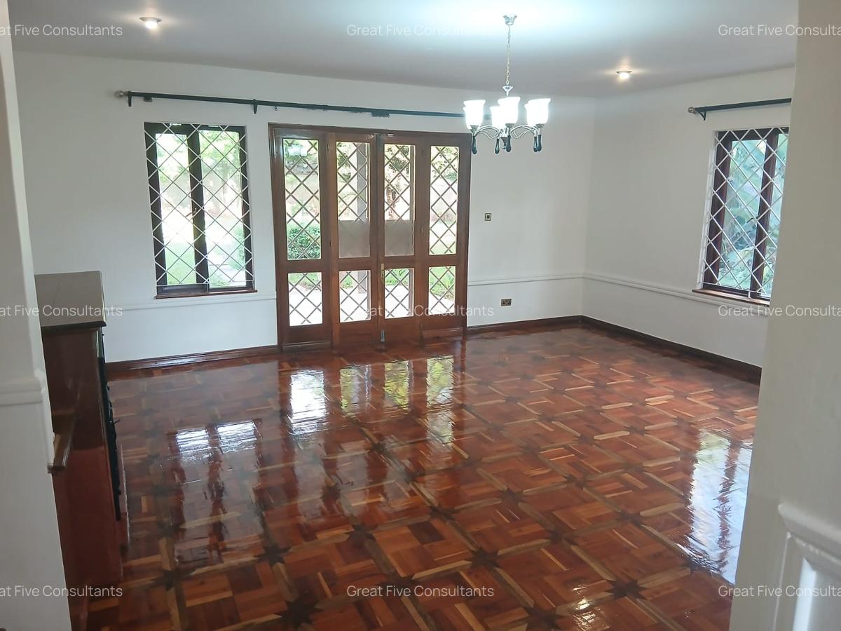 4 Bed Villa with En Suite in Runda - 5