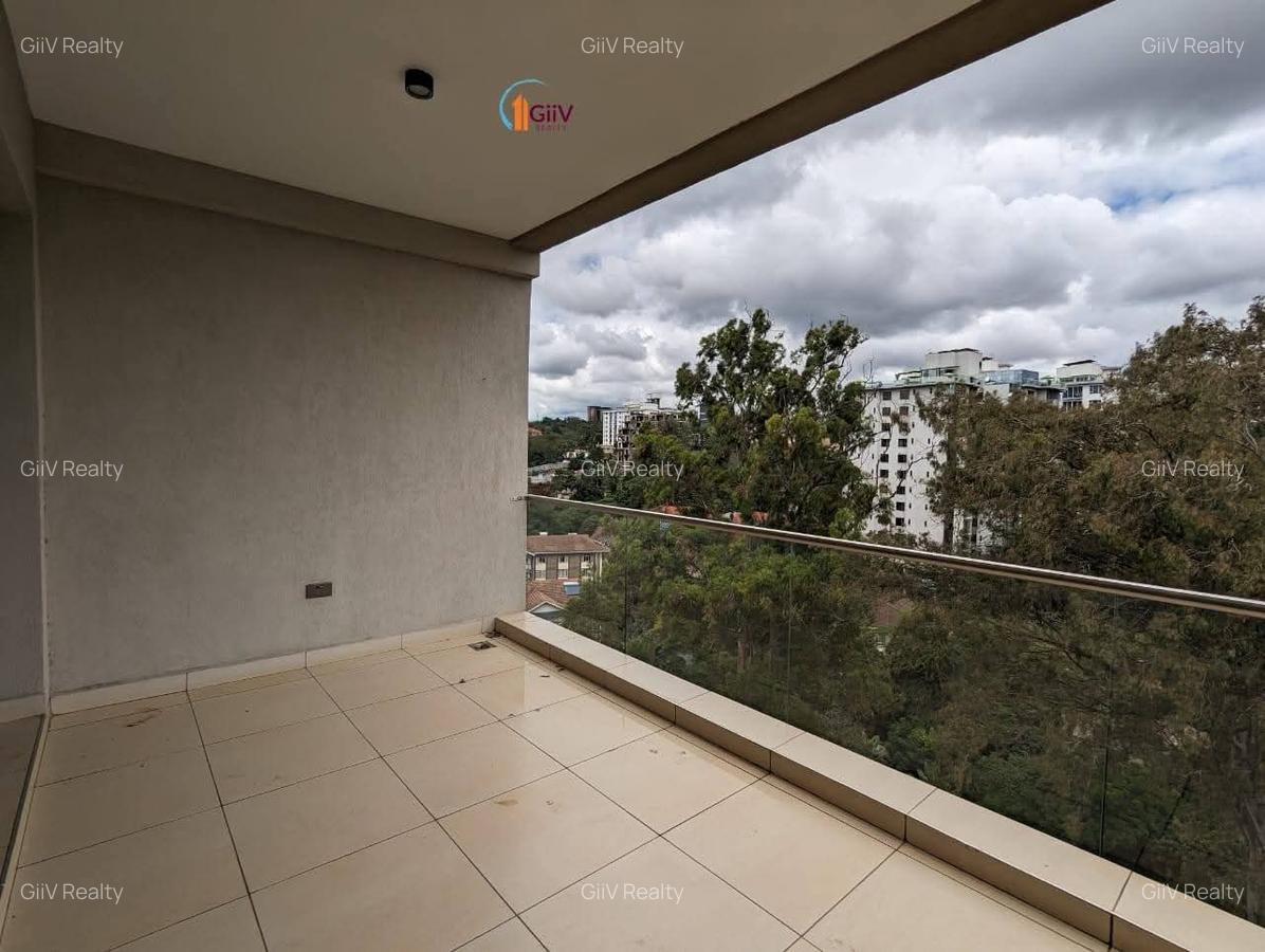 3 Bed Apartment with Gym in Riverside - 5