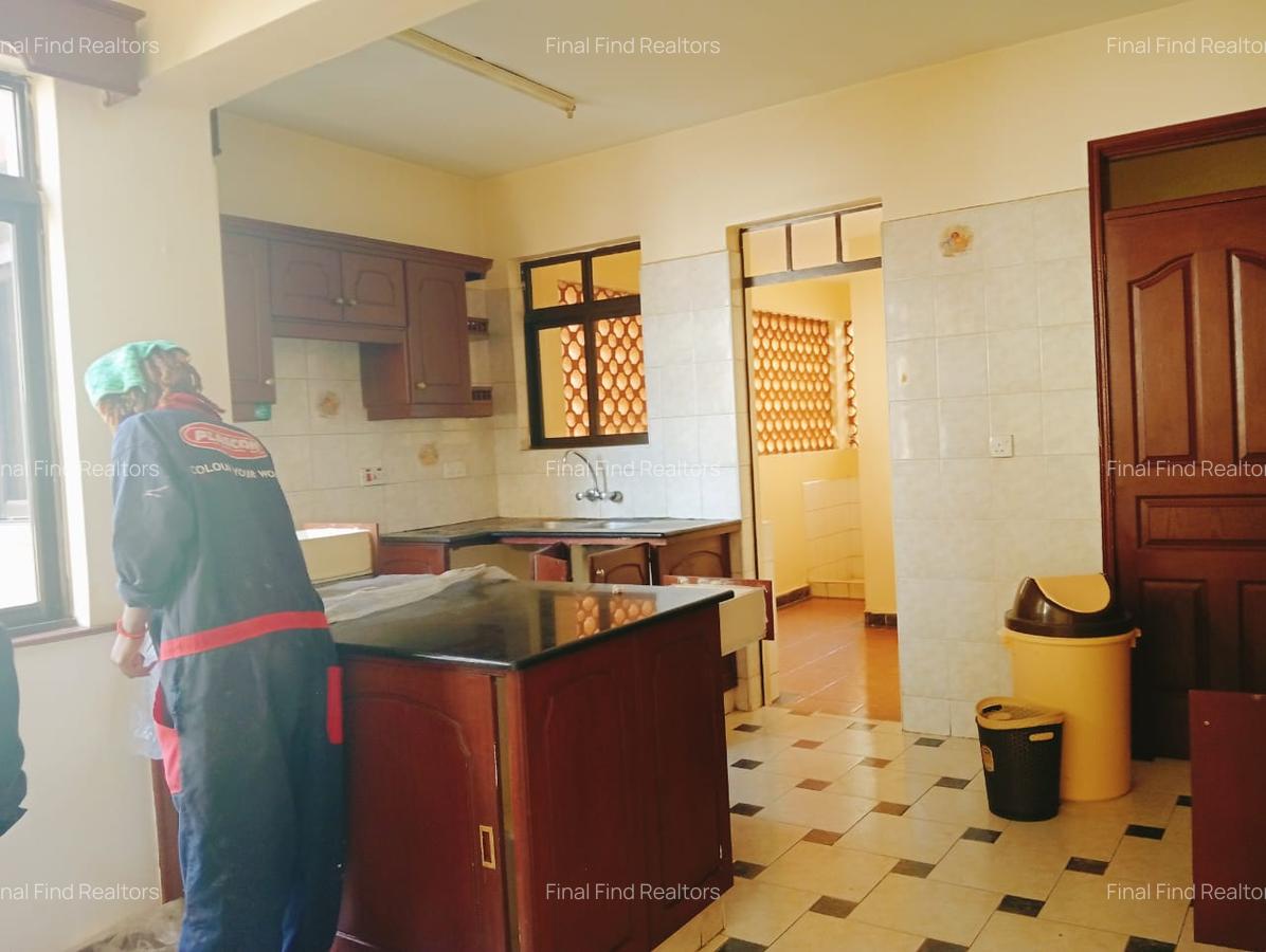 3 Bed Apartment with Backup Generator in Brookside - 3