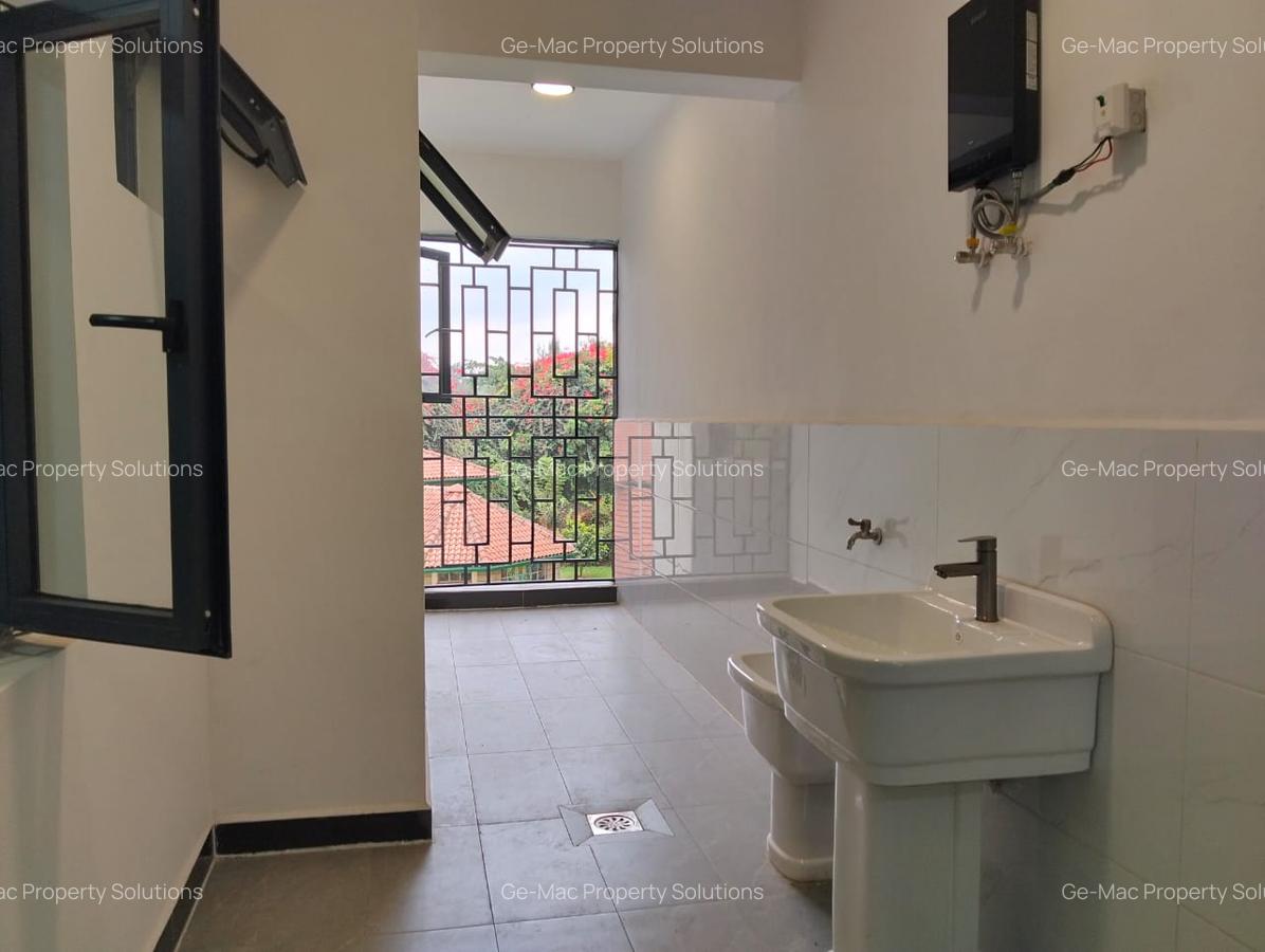 3 Bed Apartment with En Suite in Kileleshwa - 15