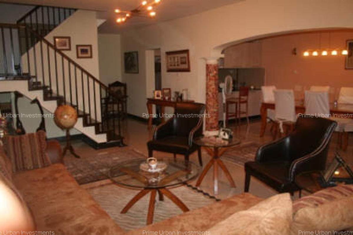 3 Bed House with En Suite in Mkomani - 13