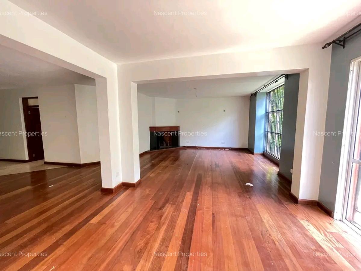 4 Bed Townhouse with En Suite at Brookside - 4