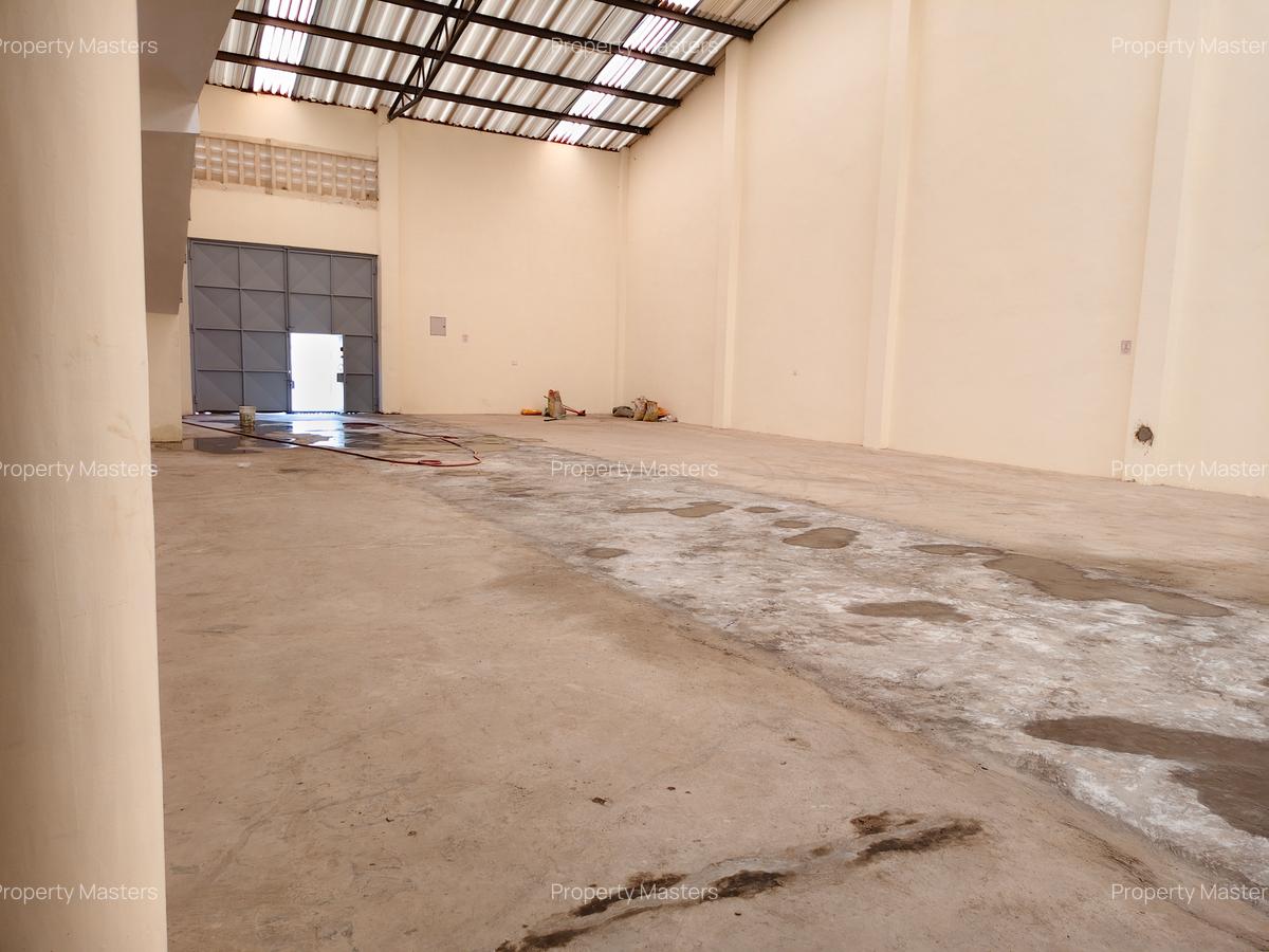 14,600 ft² Warehouse with Fibre Internet at Babadogo - 16