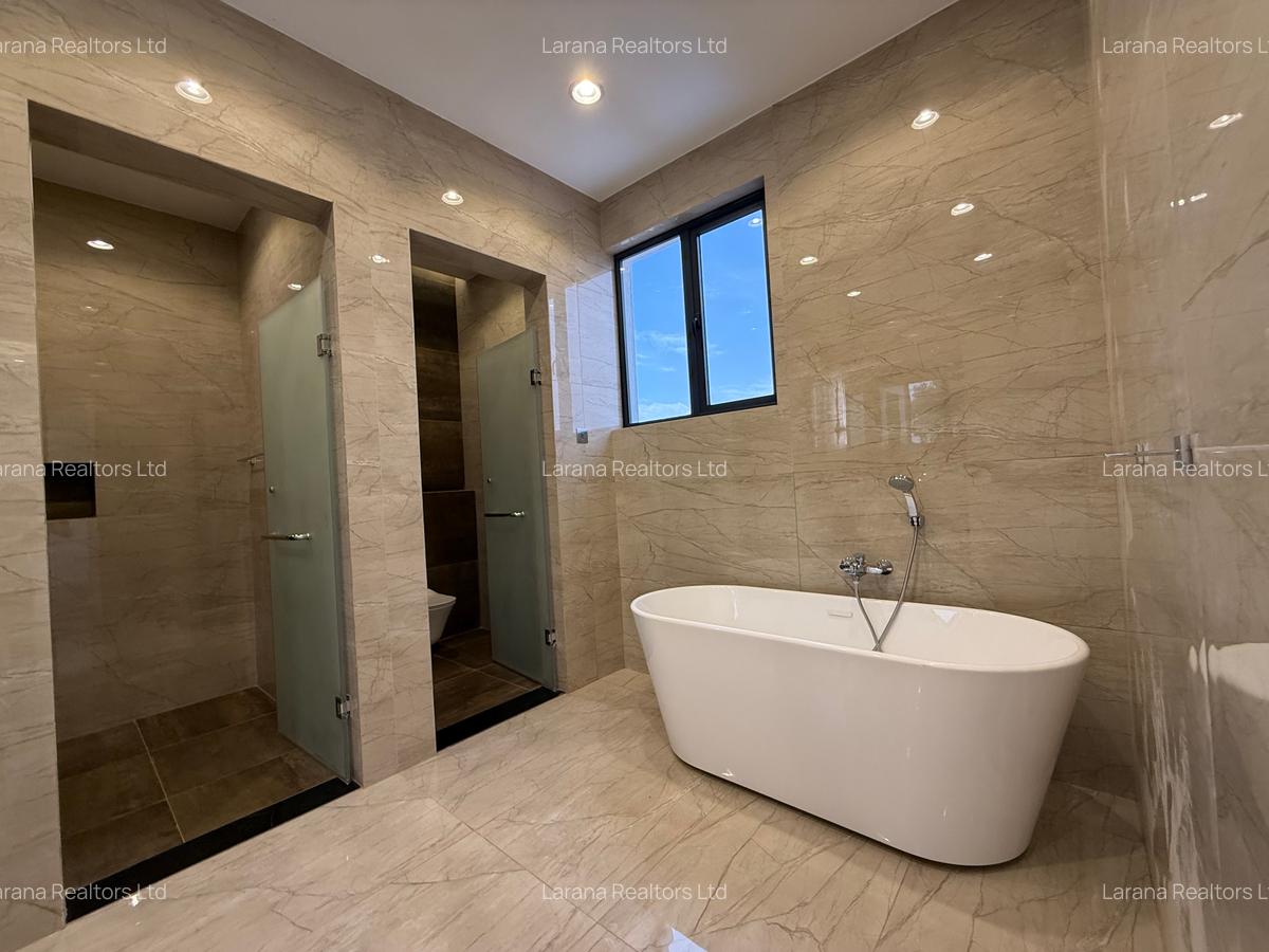 5 Bed Townhouse with En Suite at Mzima Springs - 14