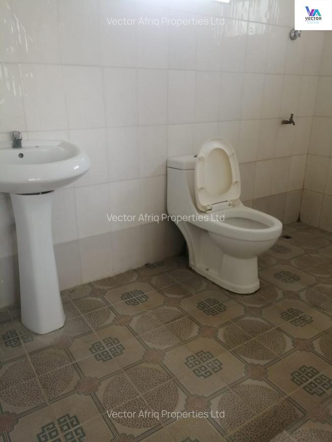 4 Bed House with En Suite in Syokimau - 17