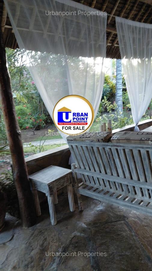 4 Bed Villa with En Suite in Watamu - 11