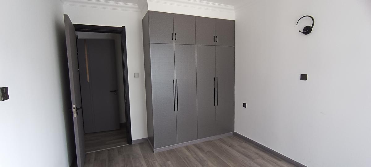 4 Bed Apartment with En Suite in Kileleshwa - 11