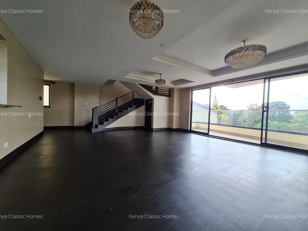 4 Bed Apartment with En Suite at Lavington - 12