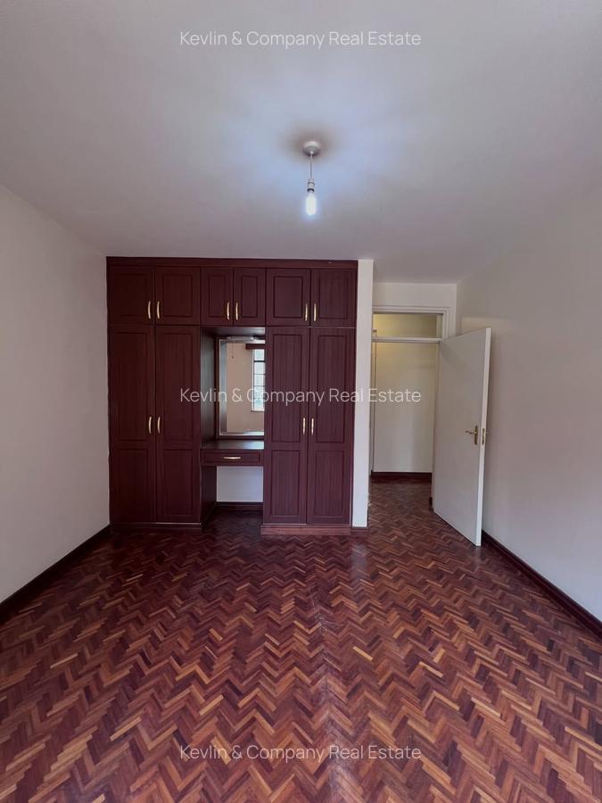3 Bed Apartment with Swimming Pool in Kilimani - 14