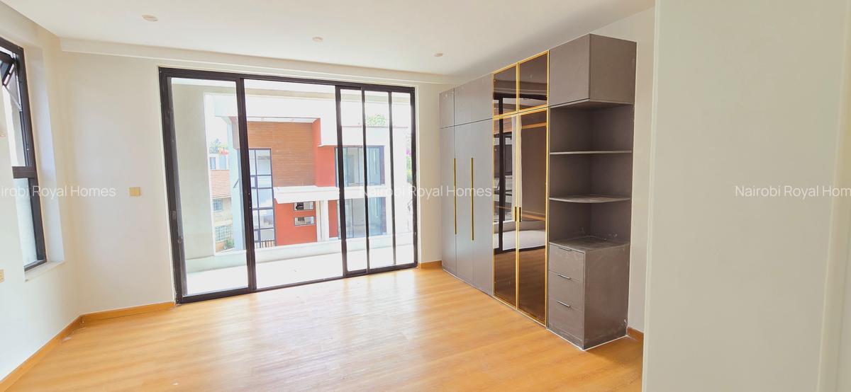 5 Bed Townhouse with En Suite at Owashiga Road - 10