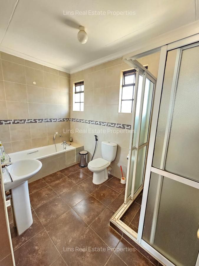 Serviced 3 Bed Apartment with En Suite in Riverside - 20