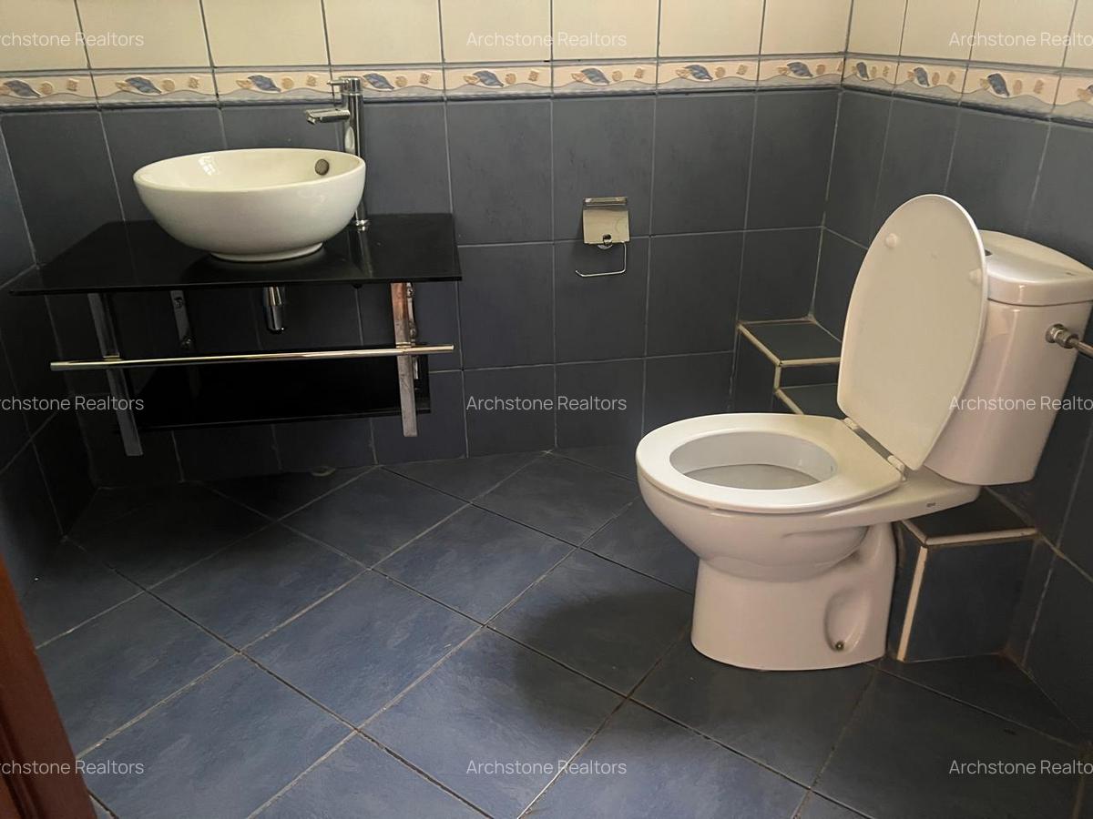 4 Bed House with En Suite in Kitisuru - 10