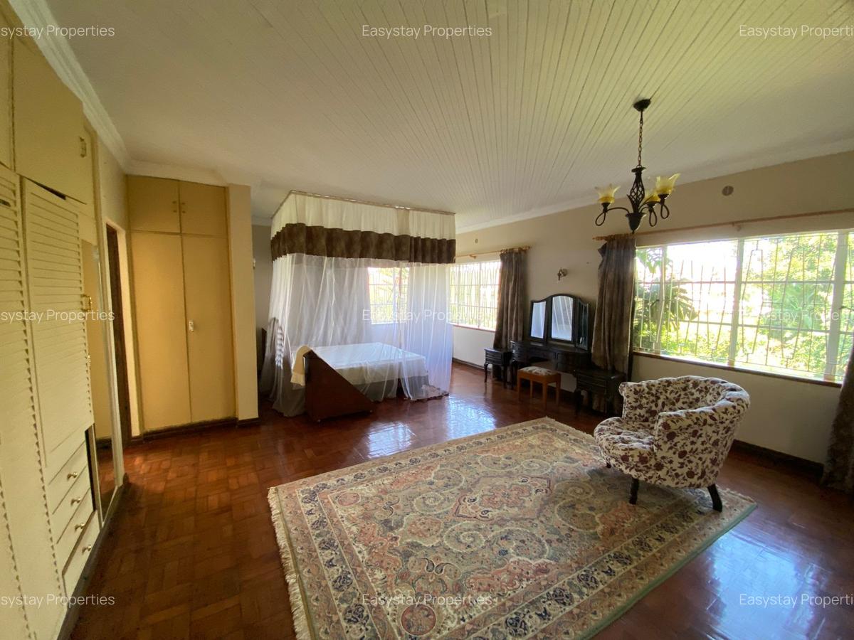 3 Bed House with En Suite in Runda - 4