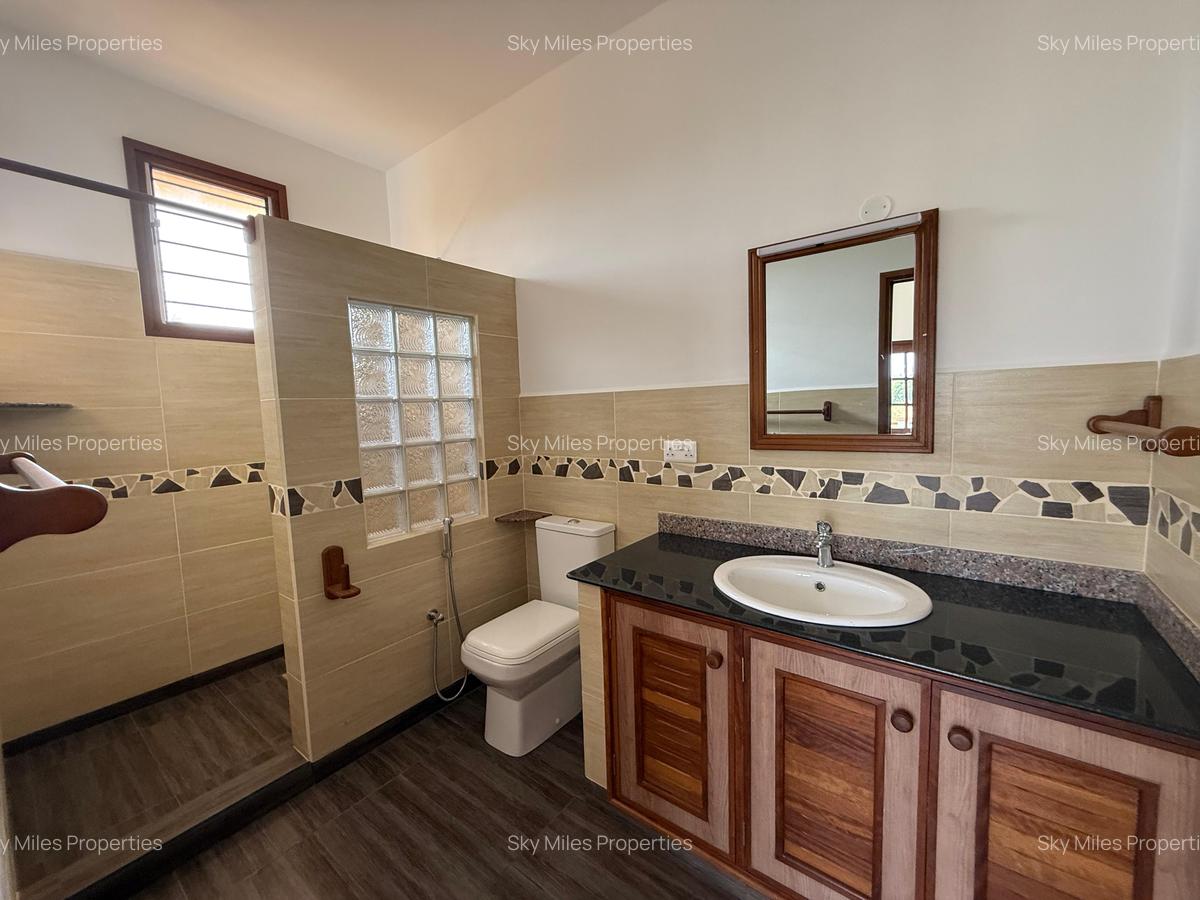 3 Bed Villa with En Suite at Ukunda - 12