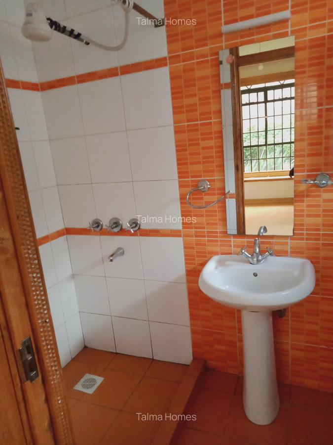 3 Bed Apartment with En Suite at Gitanga Road - 10