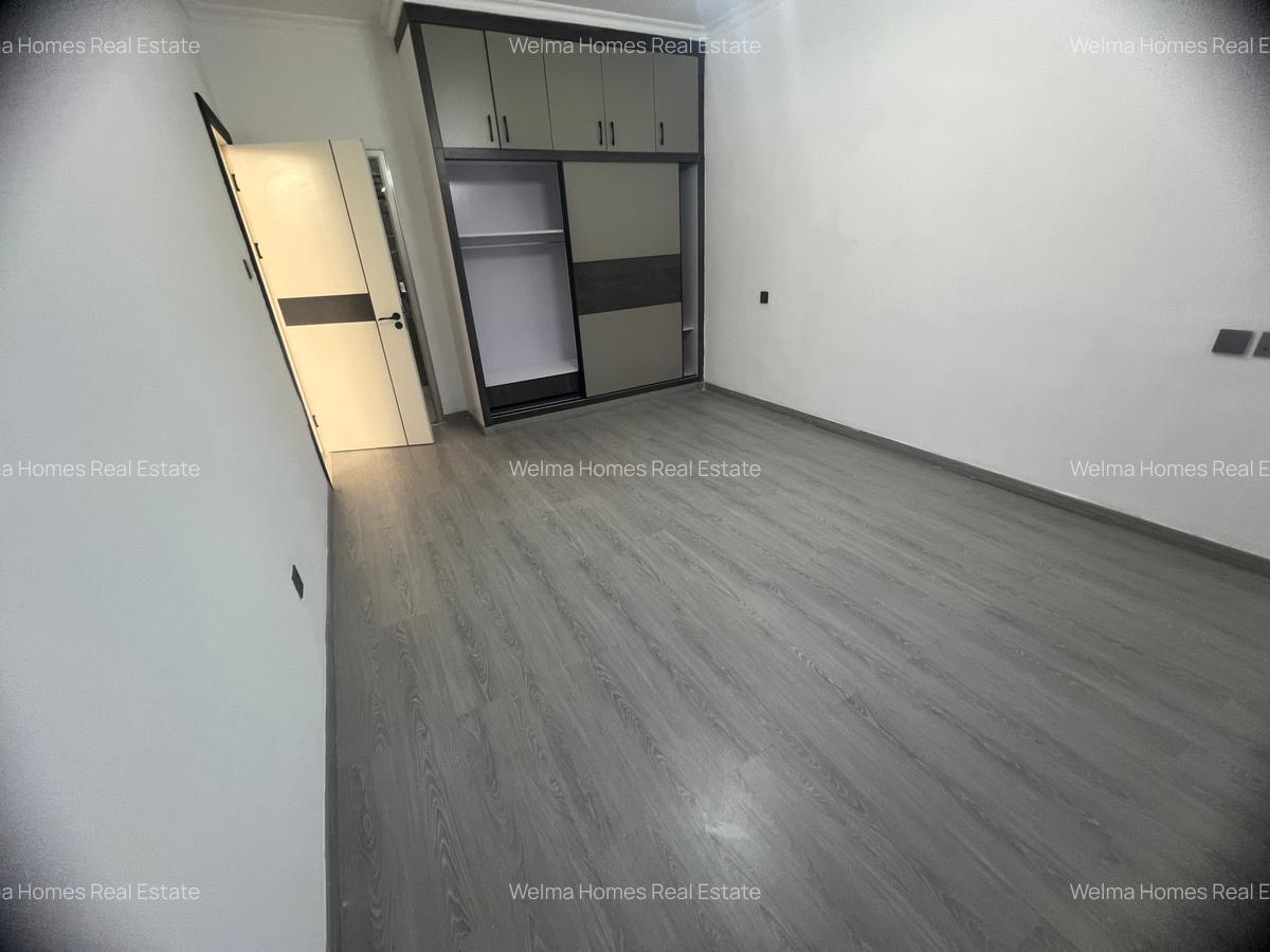 2 Bed Apartment with En Suite in Lavington - 6