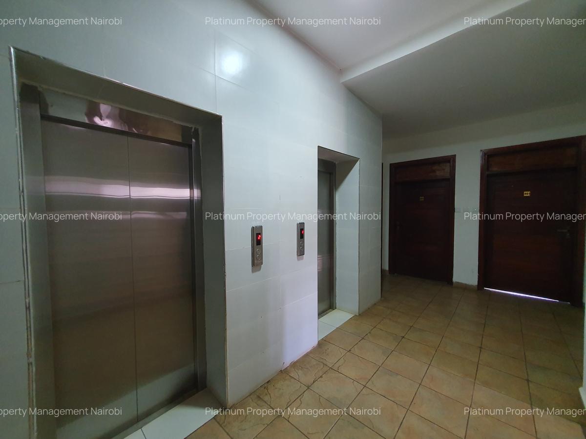 3 Bed Apartment with En Suite in Parklands - 15