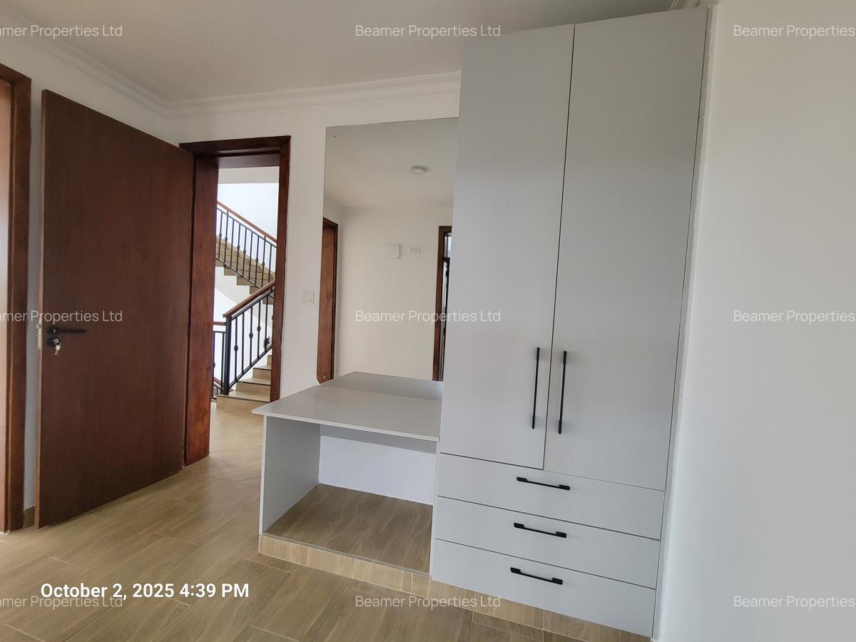 4 Bed Villa with En Suite at Mugutha - 4