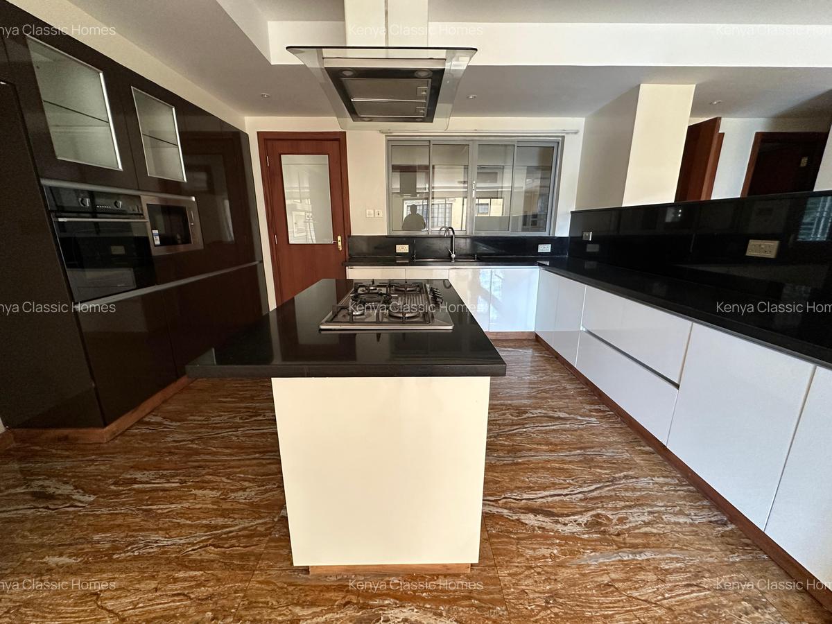 4 Bed Apartment with En Suite at Lavington - 6