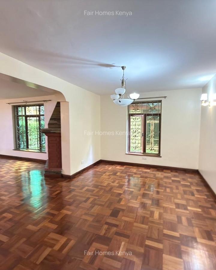 5 Bed Townhouse with En Suite at Othaya Road - 6