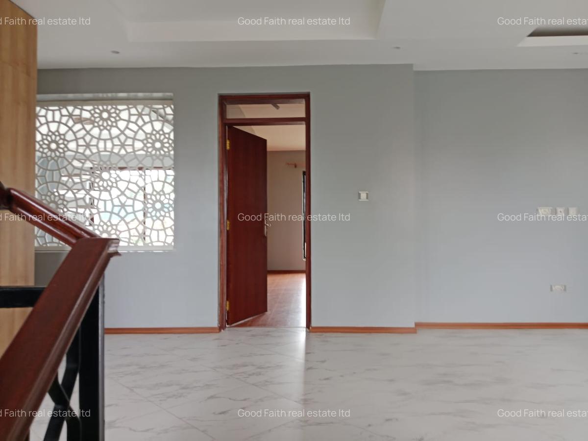 4 Bed Townhouse with En Suite in Kiambu Road - 7
